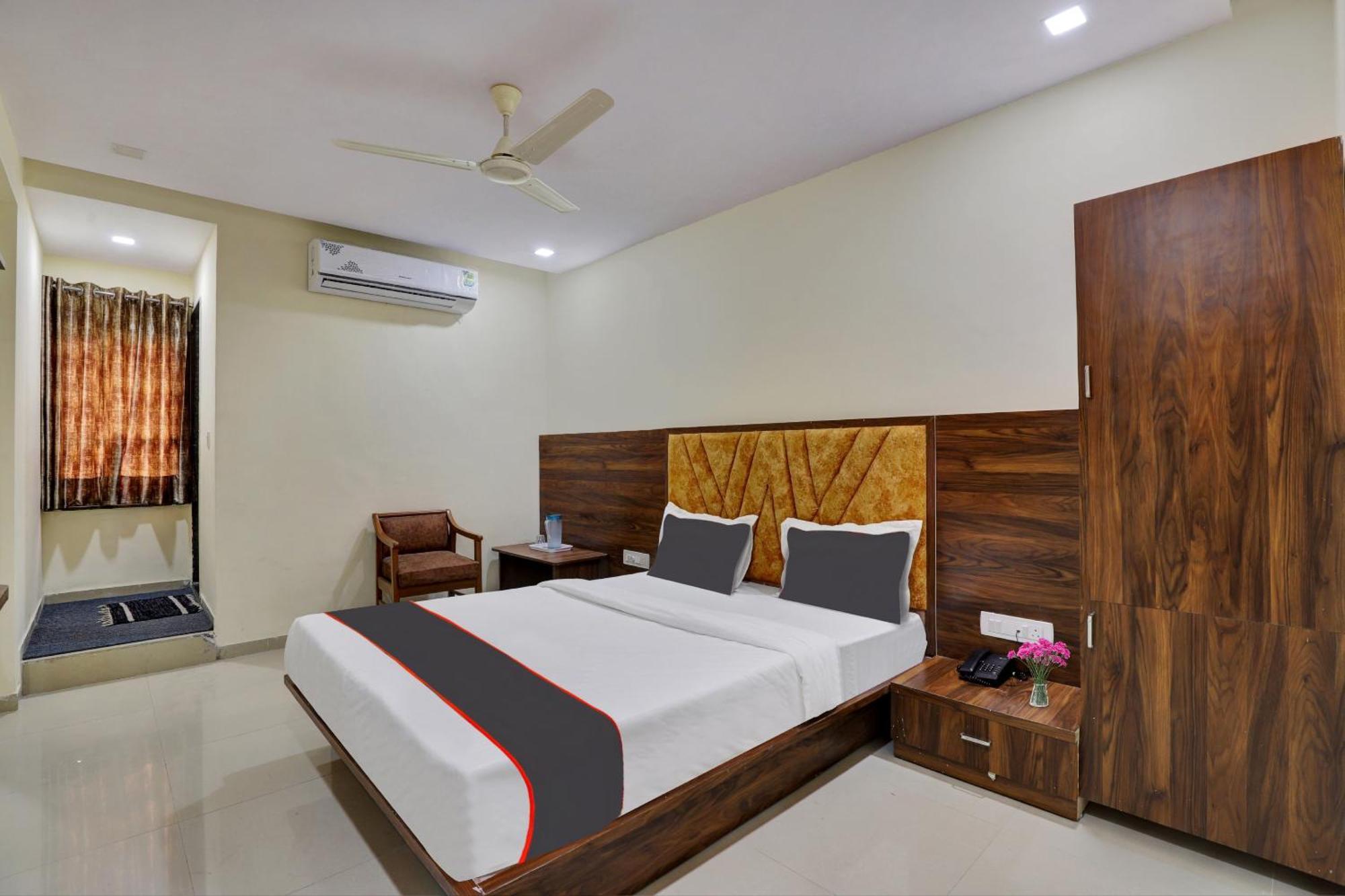 Hotel O Neelkamal Ahmedabad Exterior foto